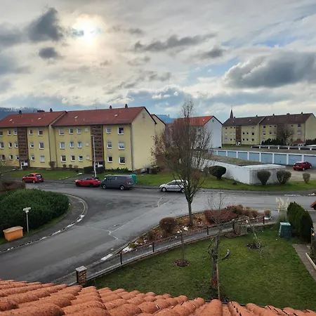 Zuhause Bei Uns Im Einzelzimmer S *