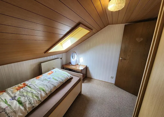 Zuhause Bei Uns Im Einzelzimmer S דירה